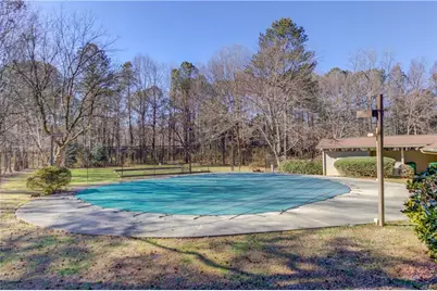 6392 Hawthorne Terrace, Peachtree Corners, GA 30092 - Photo 35