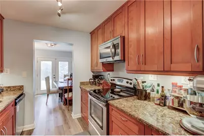 6392 Hawthorne Terrace, Peachtree Corners, GA 30092 - Photo 11