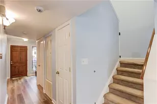 6392 Hawthorne Terrace, Peachtree Corners, GA 30092 - Photo 5