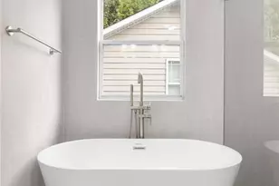 70 Gardenia Dr NW, Atlanta, GA 30314 - Photo 23