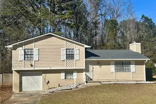 7413 Penland Dr, Riverdale, GA 30296 - Photo 1