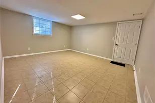 7413 Penland Dr, Riverdale, GA 30296 - Photo 9