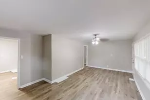 568 McWilliams Rd SE, Atlanta, GA 30315 - Photo 3