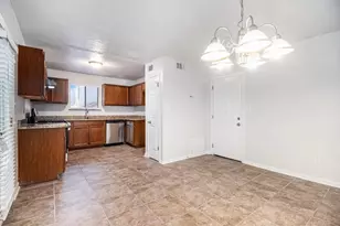 1169 Oaks Pl, Stone Mountain, GA 30083 - Photo 13