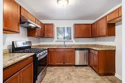 1169 Oaks Place, Stone Mountain, GA 30083 - Photo 15