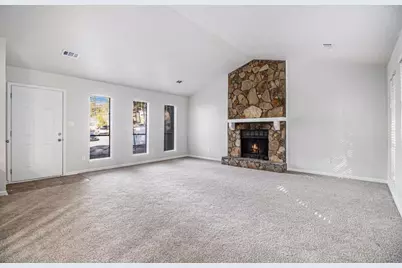 1169 Oaks Place, Stone Mountain, GA 30083 - Photo 9