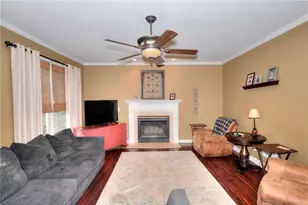 2265 Amberbrook Ln, Grayson, GA 30017 - Photo 5