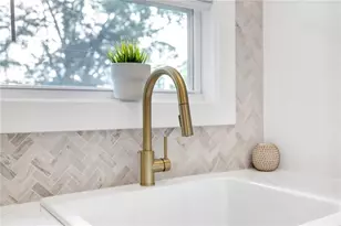 2216 Pansy St NW, Atlanta, GA 30314 - Photo 9