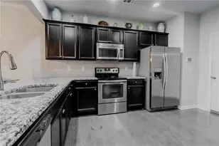 701 Justins Pl Ln, Lawrenceville, GA 30043 - Photo 5