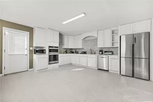 9800 Foxworth Dr, Alpharetta, GA 30022 - Photo 33