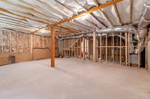 1010 Valley Rock Dr, Lithonia, GA 30058 - Photo 17