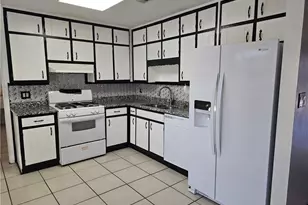 9363 Windward Ct, Jonesboro, GA 30238 - Photo 15