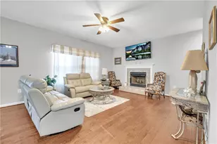 225 Benjamin Cir, Fayetteville, GA 30214 - Photo 15