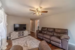 1231 Duvall Cir, Madison, GA 30650 - Photo 3