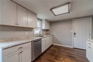 1231 Duvall Cir, Madison, GA 30650 - Photo 7