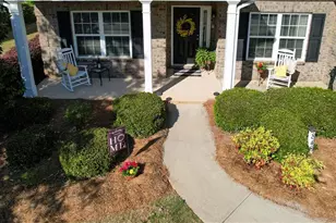 848 Crossroads Ct, Social Circle, GA 30025 - Photo 5