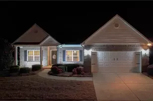 848 Crossroads Ct, Social Circle, GA 30025 - Photo 3