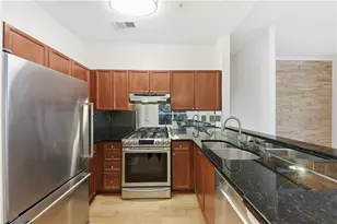 4252 River Green Dr NW, Atlanta, GA 30327 - Photo 11