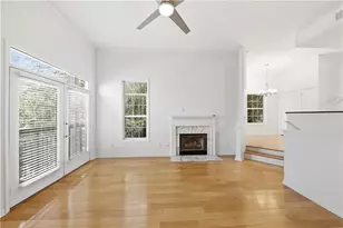 4252 River Green Dr NW, Atlanta, GA 30327 - Photo 9