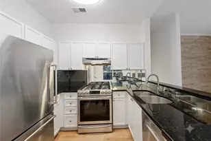 4252 River Green Dr NW, Atlanta, GA 30327 - Photo 13
