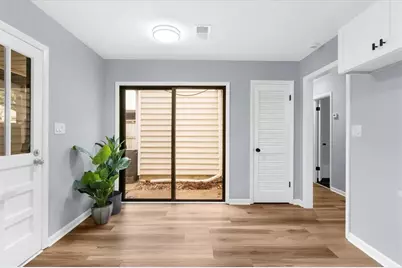 688 Serramonte Drive, Marietta, GA 30068 - Photo 9