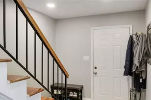 6980 Roswell Rd, Atlanta, GA 30328 - Photo 3