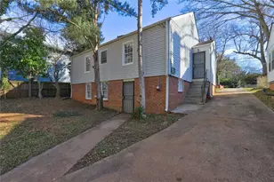 3177 Harris Dr, East Point, GA 30344 - Photo 5