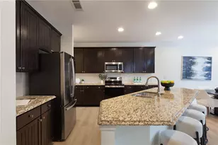 1571 Trailview Way NE, Atlanta, GA 30329 - Photo 11