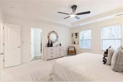 1571 Trailview Way NE, Atlanta, GA 30329 - Photo 19