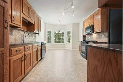 710 Bedford Trace, Canton, GA 30114 - Photo 11