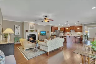 246 Somerset Cir, Woodstock, GA 30189 - Photo 19