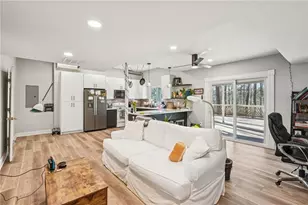 9485 Martin Rd, Roswell, GA 30076 - Photo 19