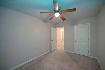 3177 Meadowstone Lane SW, Atlanta, GA 30331 - Photo 9