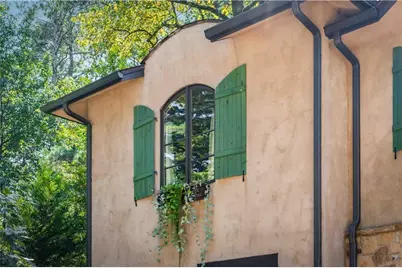 3118 W Roxboro Road NE, Atlanta, GA 30324 - Photo 9