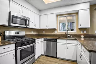 32 Springhedge Ct, Smyrna, GA 30080 - Photo 7