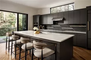 345 Pinecrest Rd NE, Atlanta, GA 30342 - Photo 23