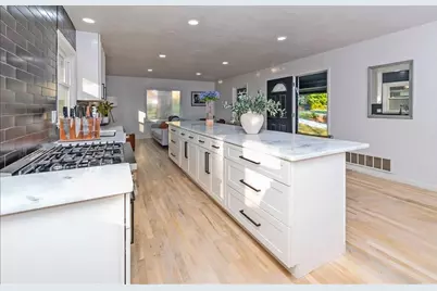 3807 Greenhill Drive, Atlanta, GA 30341 - Photo 9