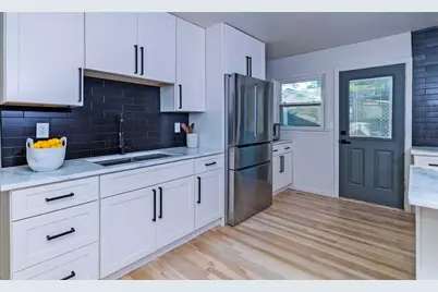 3807 Greenhill Drive, Atlanta, GA 30341 - Photo 13