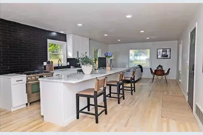 3807 Greenhill Drive, Atlanta, GA 30341 - Photo 5