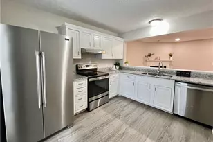 1502 Queen Anne Ct, Atlanta, GA 30350 - Photo 3