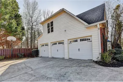 4910 Wimborne Court, Suwanee, GA 30024 - Photo 3