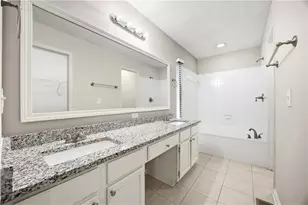 10565 Summer Creek Dr, Alpharetta, GA 30022 - Photo 9