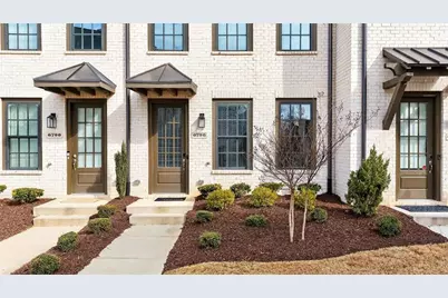 6786 Encore Boulevard, Atlanta, GA 30328 - Photo 3