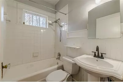 2852 Kimmeridge Drive, East Point, GA 30344 - Photo 31