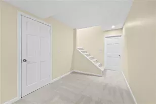 4947 Castlewood Dr SW, Lilburn, GA 30047 - Photo 43