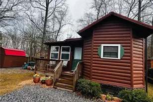 323 Leisure Acres Dr, Cleveland, GA 30528 - Photo 3