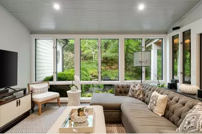 221 Robin Hood Road NE, Atlanta, GA 30309 - Photo 17