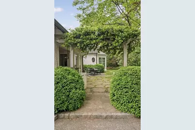 221 Robin Hood Road NE, Atlanta, GA 30309 - Photo 57