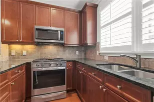 521 Perimeter Walk, Atlanta, GA 30338 - Photo 11