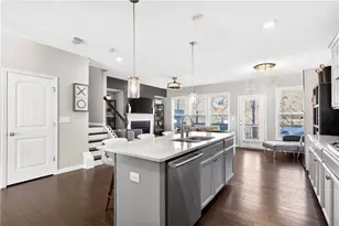 368 Provenance Dr, Sandy Springs, GA 30328 - Photo 15